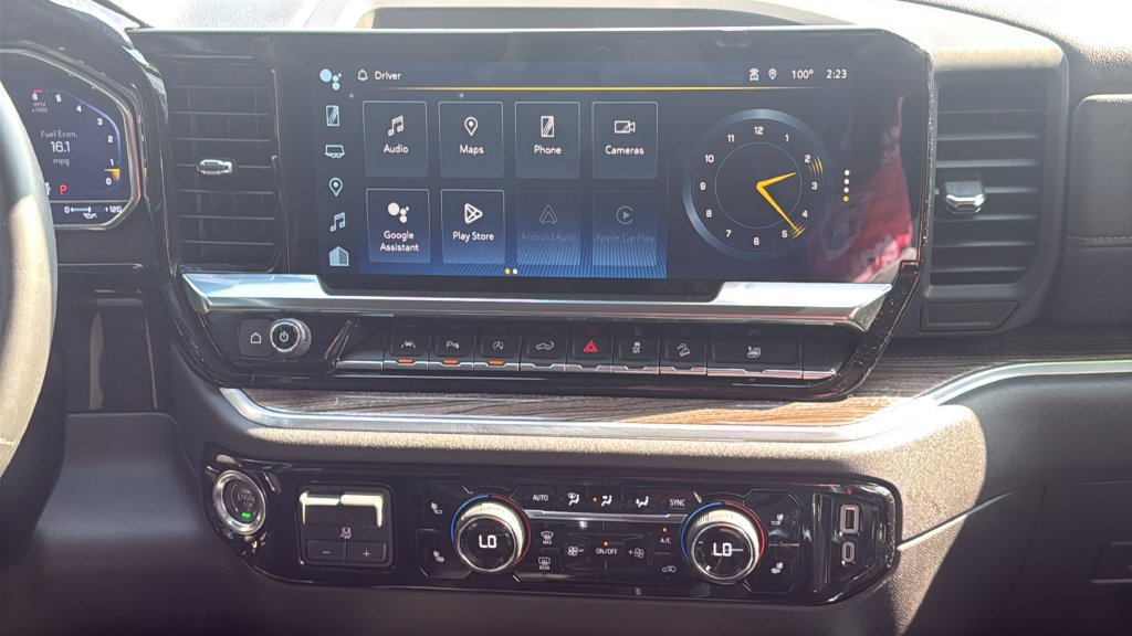 Used 2024 Chevrolet Silverado 1500 RST AWD/4WD image 12