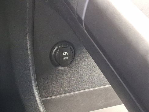 Used 2025 Hyundai Santa Fe SEL image 39