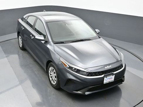 Used 2024 Kia Forte LX image 19