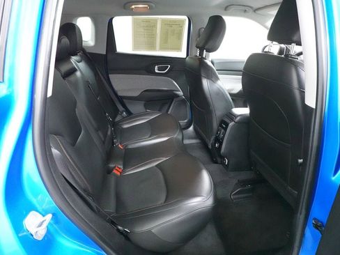 Used 2022 Jeep Compass Latitude AWD/4WD image 28