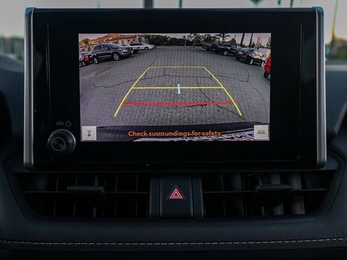 Used 2023 Toyota RAV4 LE image 29