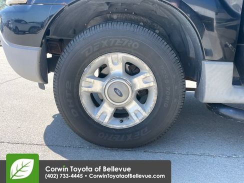 Used 2001 Ford Explorer Sport Trac 4x4 image 25