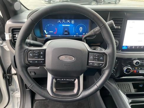 New 2026 Ford F250 Platinum AWD/4WD image 18
