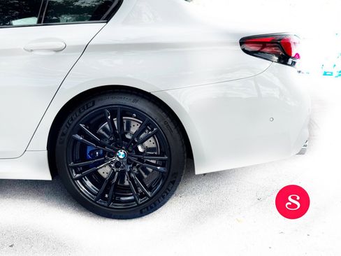 Used 2022 BMW M5 w/ Executive Package image 8