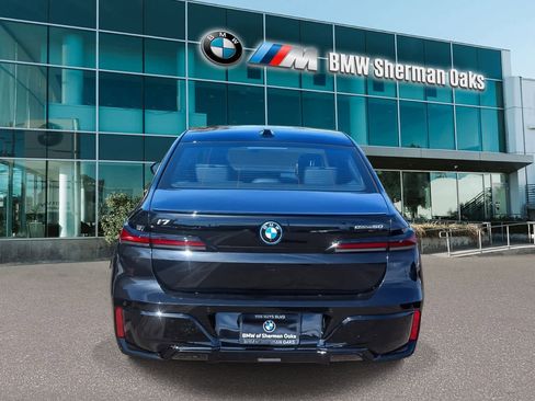 New 2026 BMW i7 eDrive50 w/ M Sport Package image 5