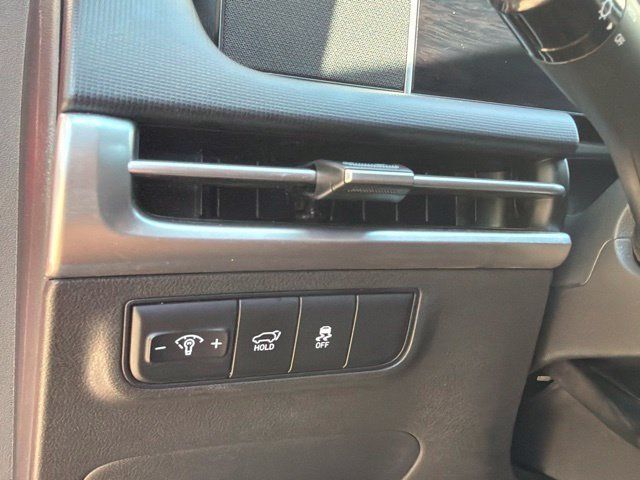 Used 2025 Hyundai Tucson SEL AWD/4WD image 32