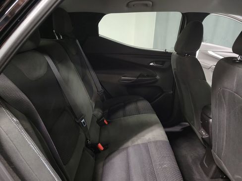 Used 2022 Chevrolet Bolt EUV LT w/ Comfort Package image 23