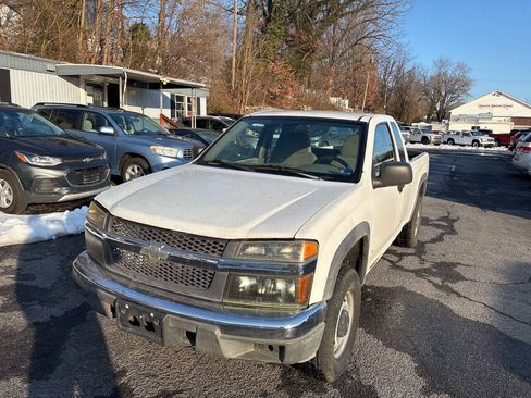 Used 2008 Chevrolet Colorado W/T AWD/4WD image 1