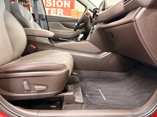 Used 2019 Hyundai Santa Fe Limited AWD/4WD image 29