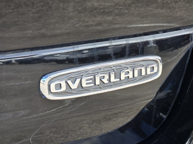 Used 2023 Jeep Grand Cherokee Overland w/ Advanced Protech Group III AWD/4WD image 14