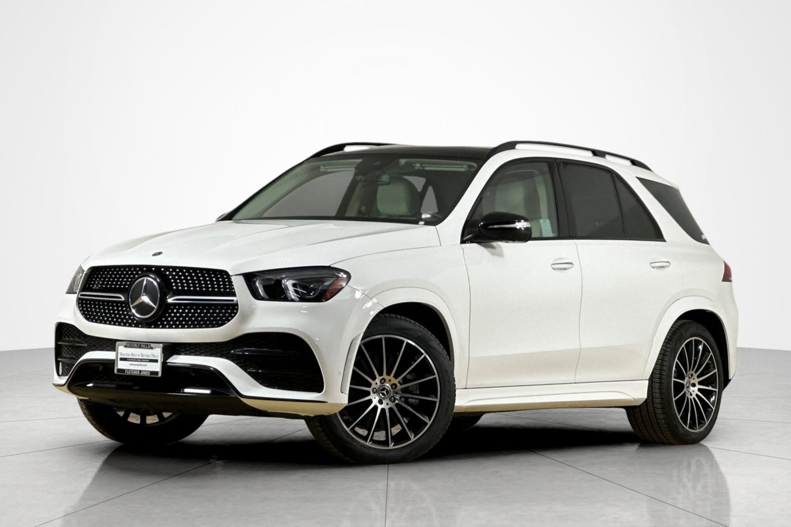 Used 2023 Mercedes-Benz GLE 450 4MATIC w/ AMG Line Exterior image 1