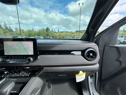 New 2025 Chevrolet Colorado Z71 w/ Technology Package image 28