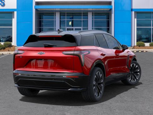 Certified 2025 Chevrolet Blazer EV RS RWD image 38