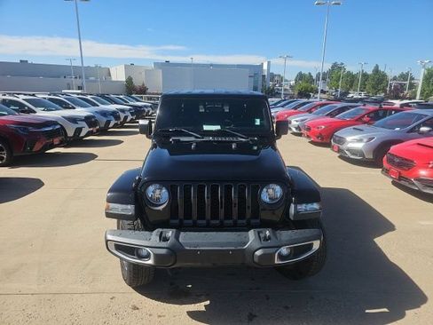 Used 2020 Jeep Gladiator Sport AWD/4WD image 2