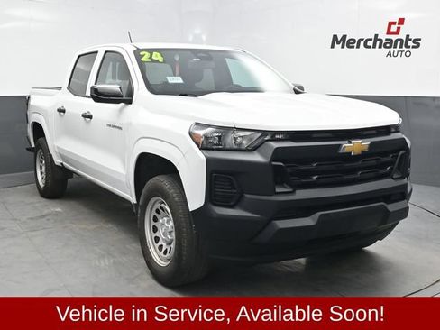 Used 2024 Chevrolet Colorado W/T w/ Safety Package RWD image 1