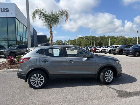 Certified 2022 Nissan Rogue Sport S FWD image 8