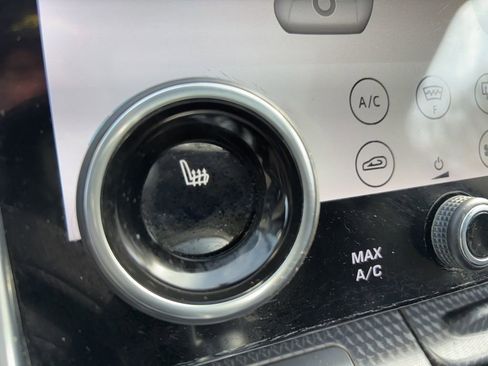 Used 2019 Land Rover Range Rover Sport HST image 23