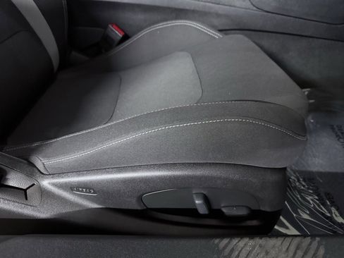 Used 2018 Chevrolet Camaro LT image 22