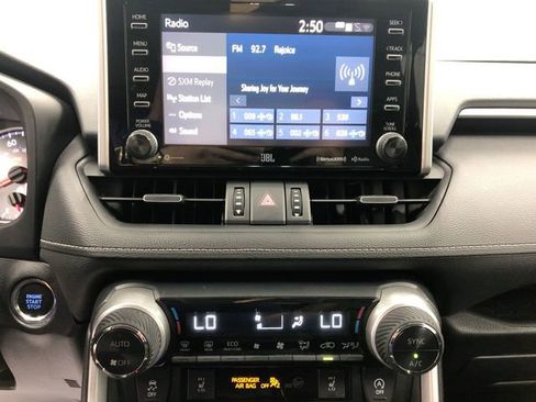 Used 2020 Toyota RAV4 XLE Premium AWD/4WD image 21