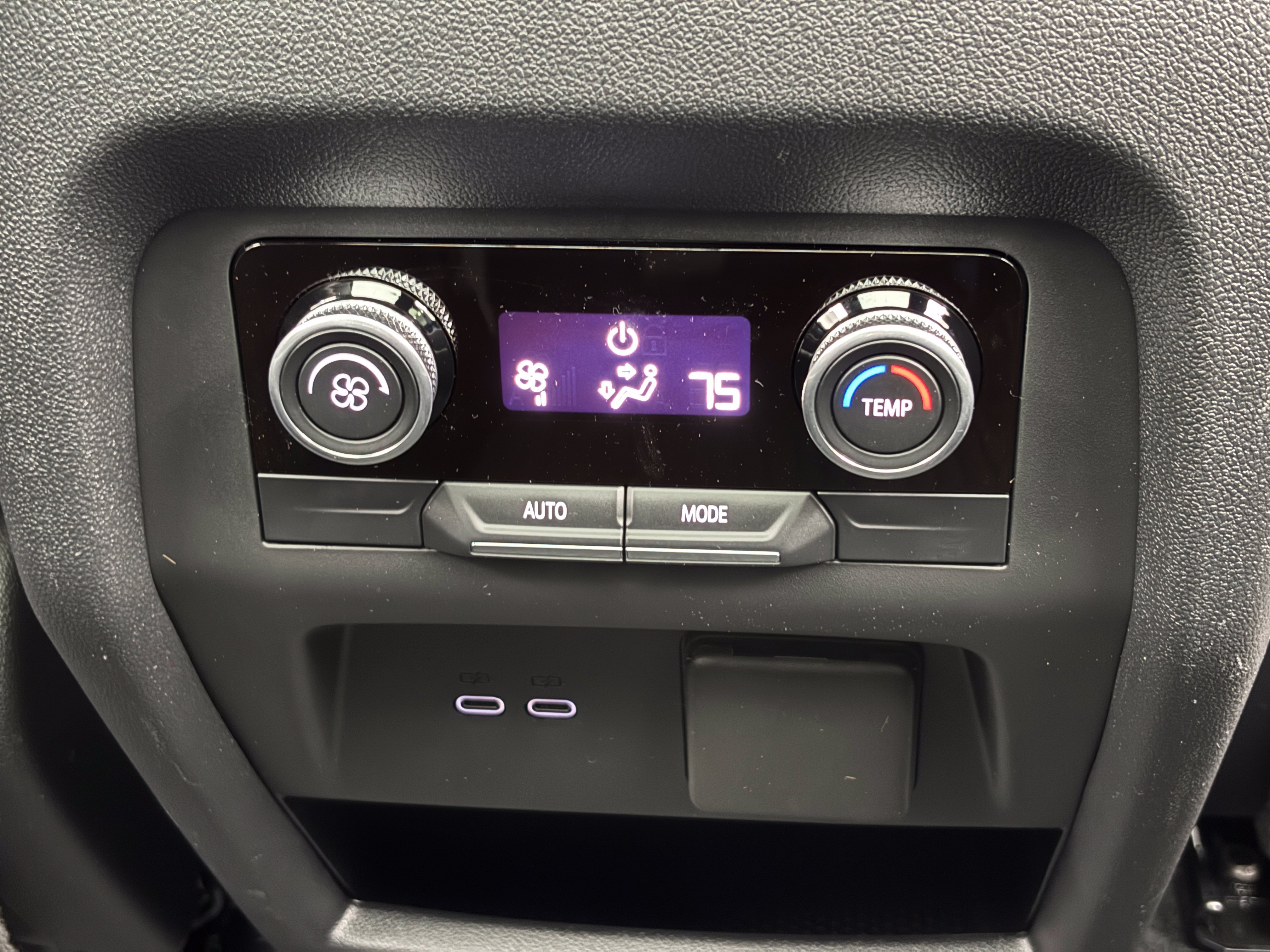 New 2027 Buick Enclave Sport Touring w/ Power Package AWD/4WD image 8