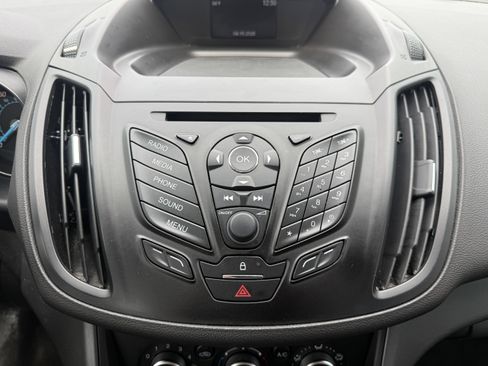 Used 2014 Ford Escape S image 30