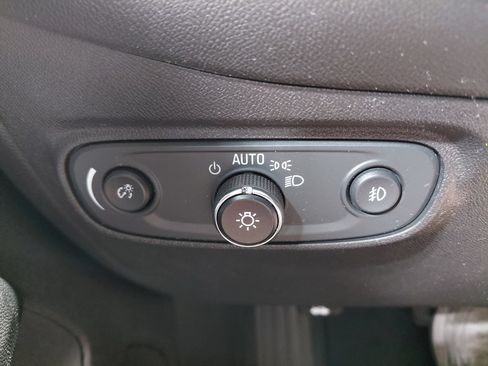 Used 2021 Chevrolet Equinox LT AWD/4WD image 37