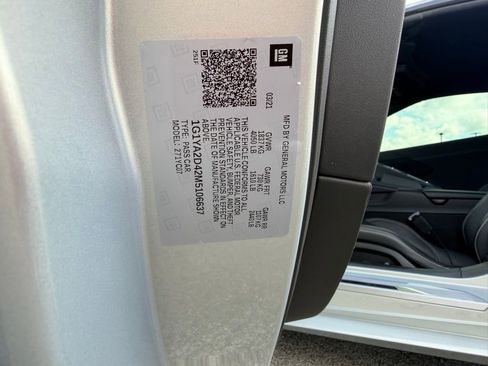 Used 2021 Chevrolet Corvette Stingray Coupe w/ Z51 Performance Package image 10