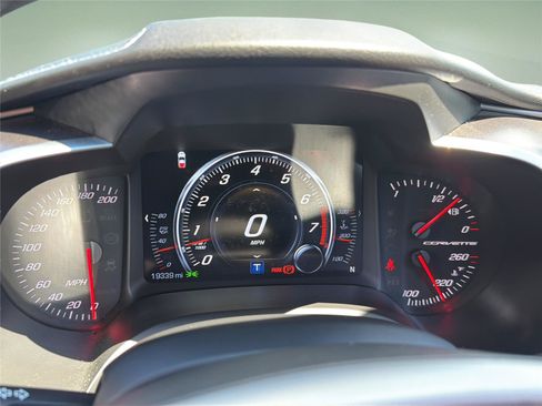Used 2019 Chevrolet Corvette Grand Sport w/ Carbon Flash Badge Package RWD image 21