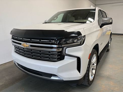 Used 2021 Chevrolet Tahoe Premier w/ Premium Package AWD/4WD image 1