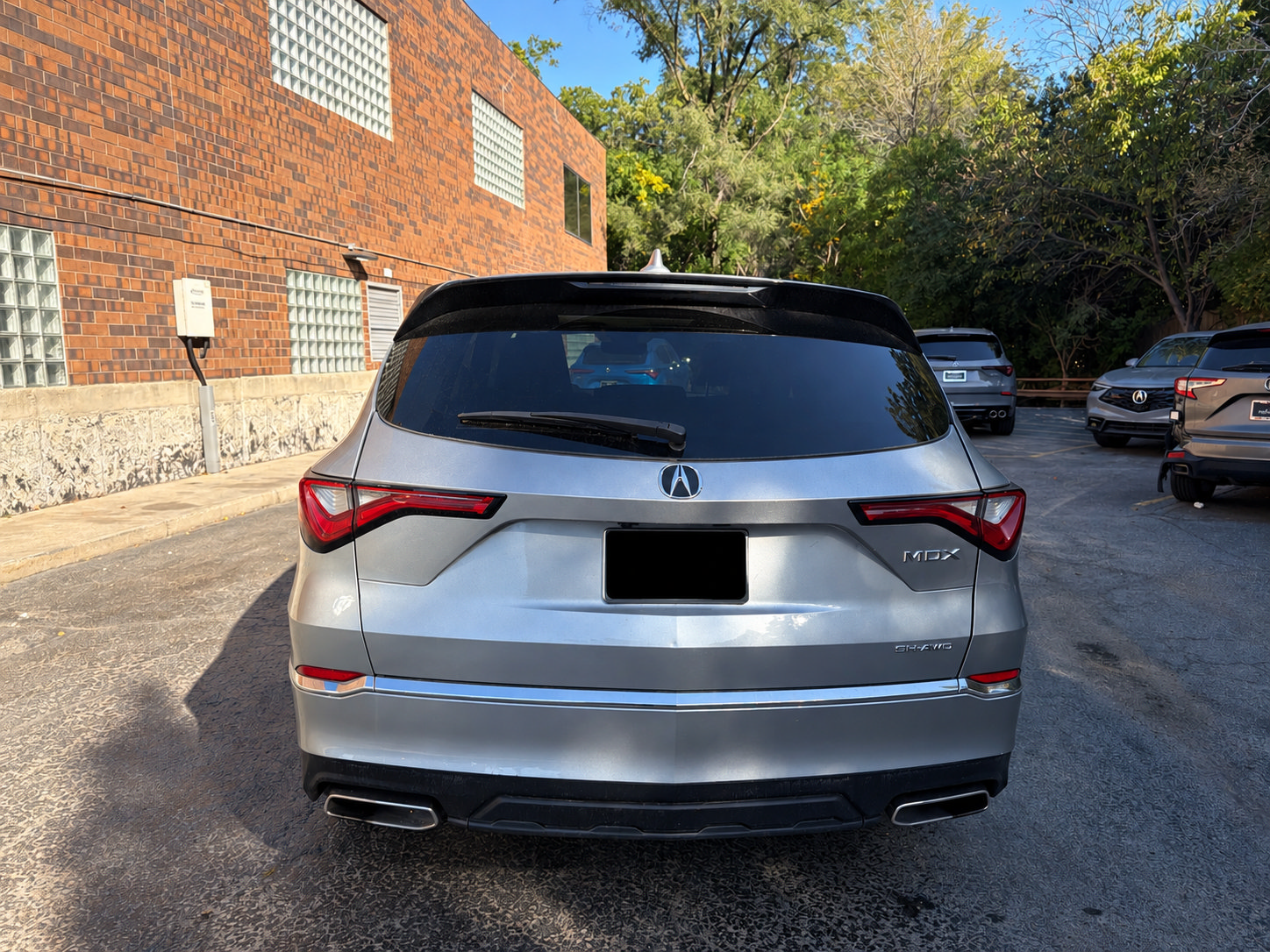 Used 2024 Acura MDX SH-AWD image 6