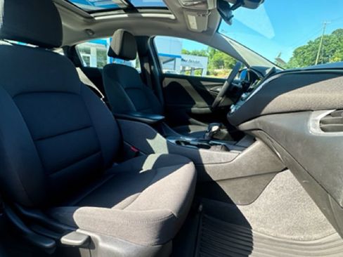 Used 2023 Chevrolet Malibu LT FWD image 27