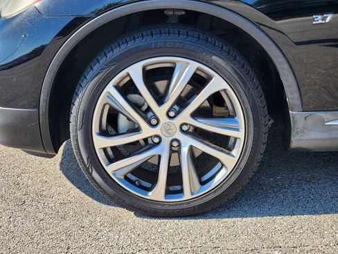Used 2017 INFINITI QX50 2WD w/ Premium Plus Package image 9