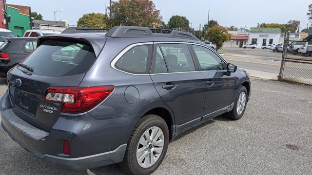Used 2017 Subaru Outback 2.5i AWD/4WD image 10