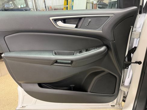 Certified 2024 Ford Edge SEL AWD/4WD image 12