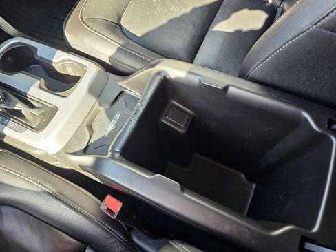 Used 2019 Chevrolet Colorado ZR2 image 37