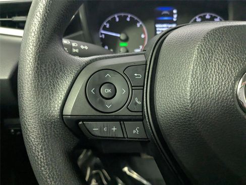 Certified 2025 Toyota Corolla LE image 14