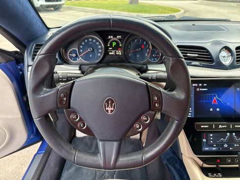 Used 2013 Maserati GranTurismo Sport image 26