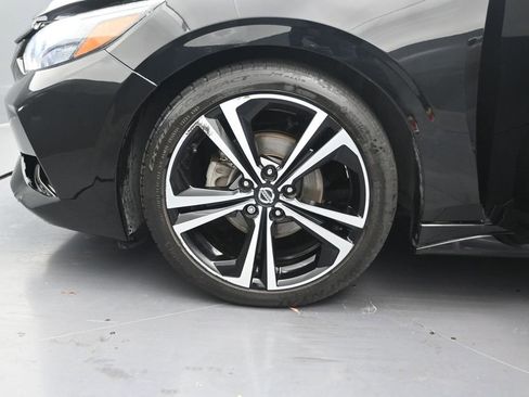 Used 2022 Nissan Sentra SR w/ Electronics Package FWD image 13