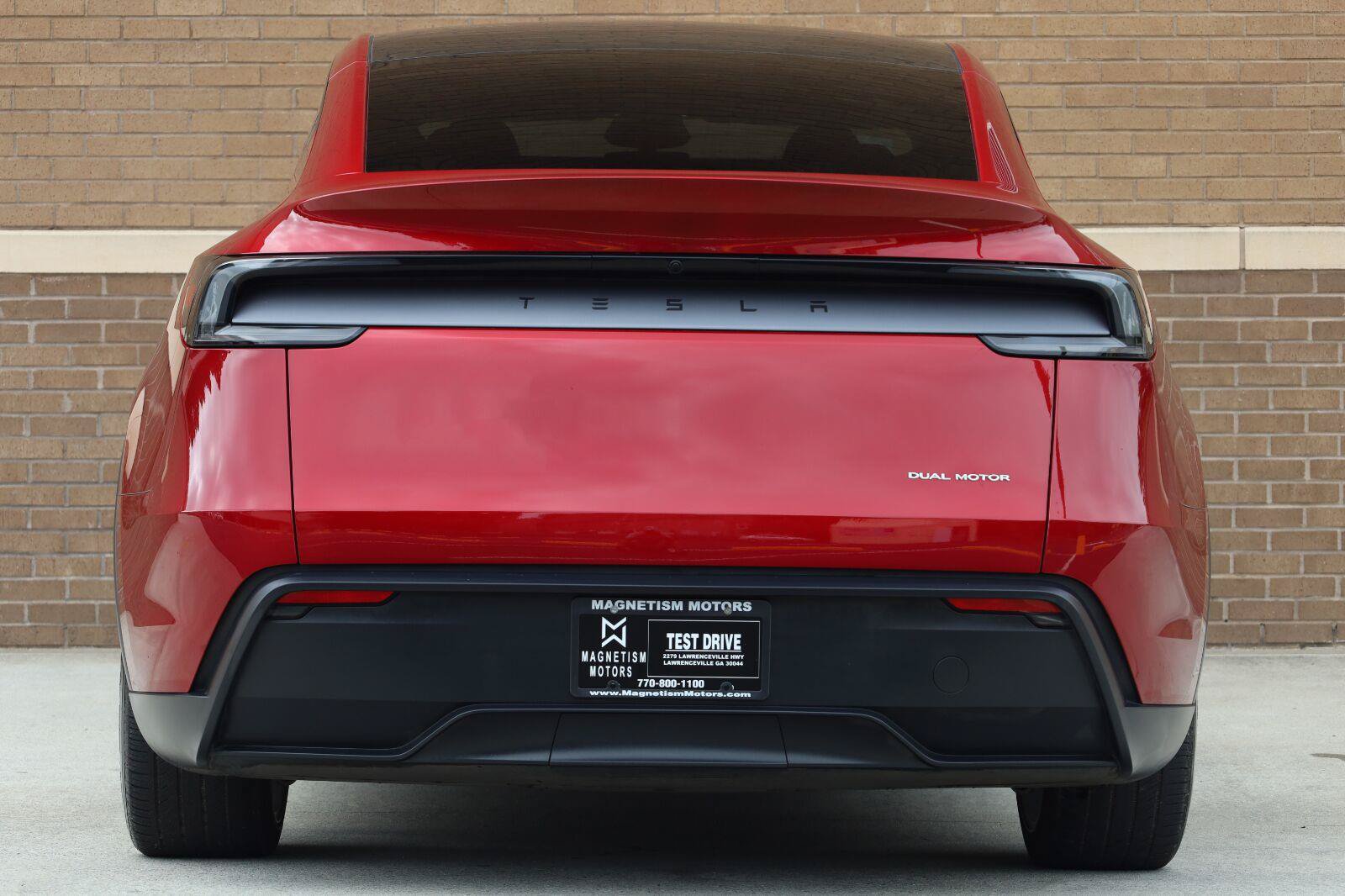 Used 2026 Tesla Model Y Long Range AWD/4WD image 10