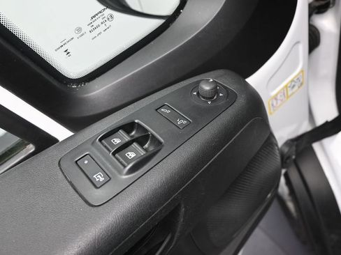 Used 2025 RAM ProMaster 2500 w/ Convenience Group FWD image 16
