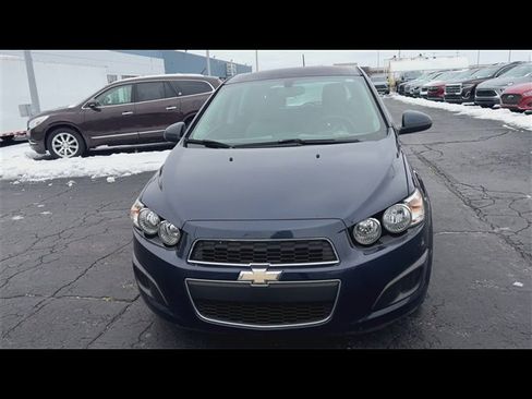Certified 2015 Chevrolet Sonic LS image 3