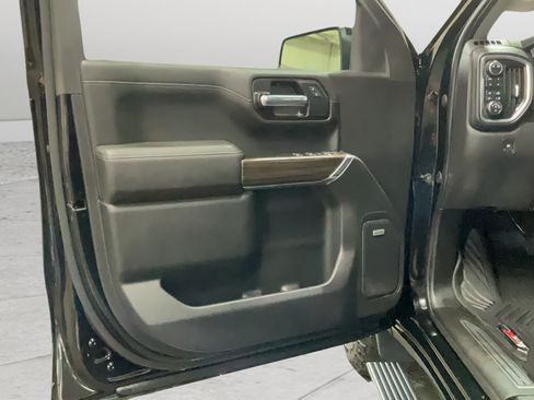 Used 2020 Chevrolet Silverado 1500 LT Trail Boss AWD/4WD image 11