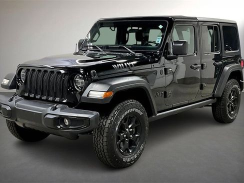 Used 2021 Jeep Wrangler Unlimited Sport image 3