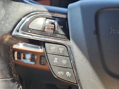 Used 2022 Lincoln Navigator Reserve image 14