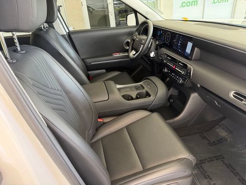 Used 2026 Hyundai Palisade SEL FWD image 23