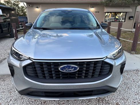 Used 2024 Ford Escape Active w/ Cold Weather Package image 3