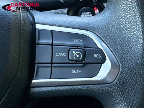 Used 2023 Jeep Compass Sport AWD/4WD image 13