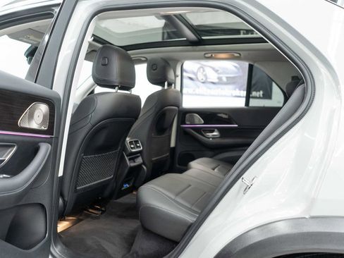 Used 2024 Mercedes-Benz GLE 350 4MATIC w/ Driver Assistance Package image 36