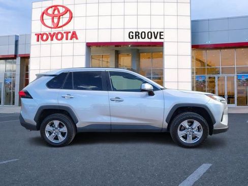 Used 2024 Toyota RAV4 XLE w/ Convenience Package AWD/4WD image 7