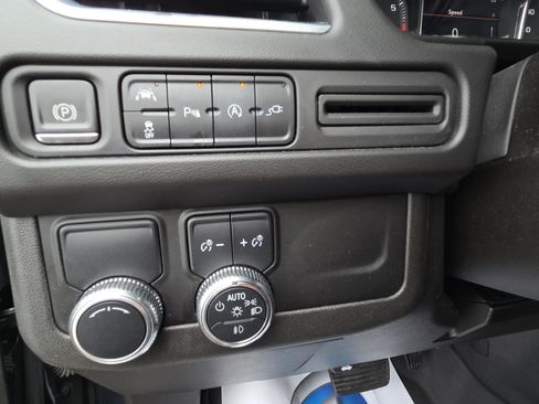 Used 2021 GMC Yukon SLT RWD image 29